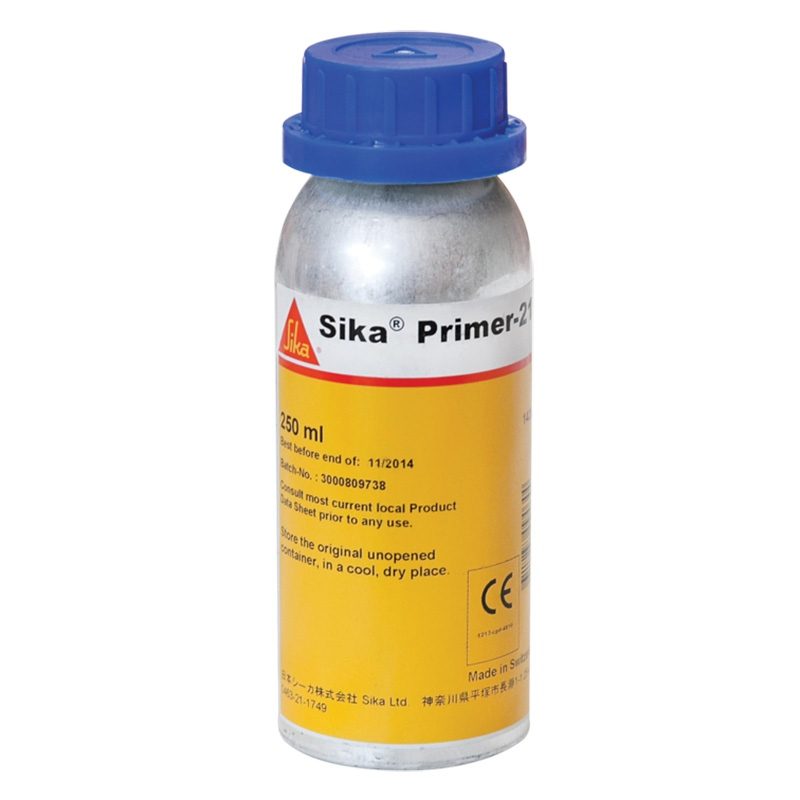 Sika Primer-215 Χρησιμοποιείται ως αστάρι σε διάφορα πλαστικά, ξύλο και άλλα πορώδη υλικά
